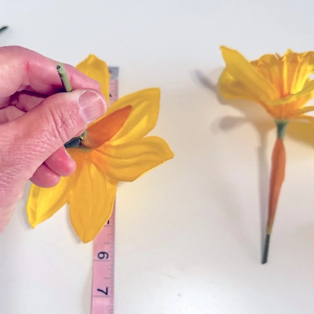 4 LIFELIKE Yellow Daffodil Flower Picks Floral Home Decor Arrangement Wreath